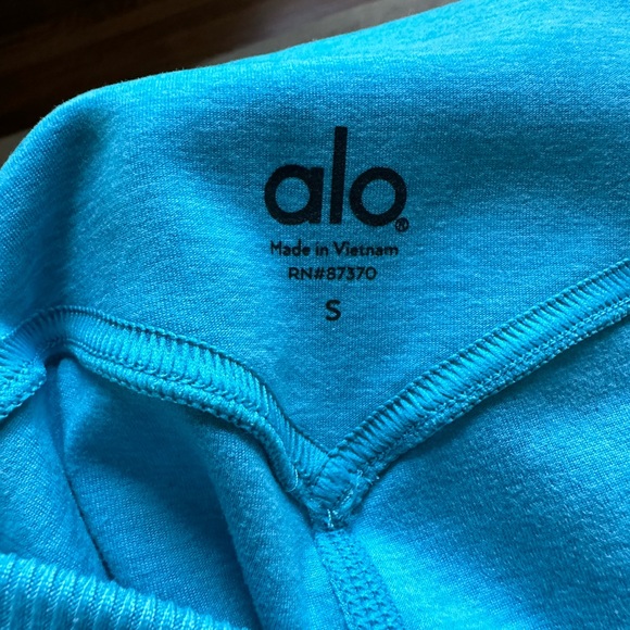 SOLD: Alo High-Waist Alosoft Lounge Leggings | size small, turquoise - Picture 5 of 6
